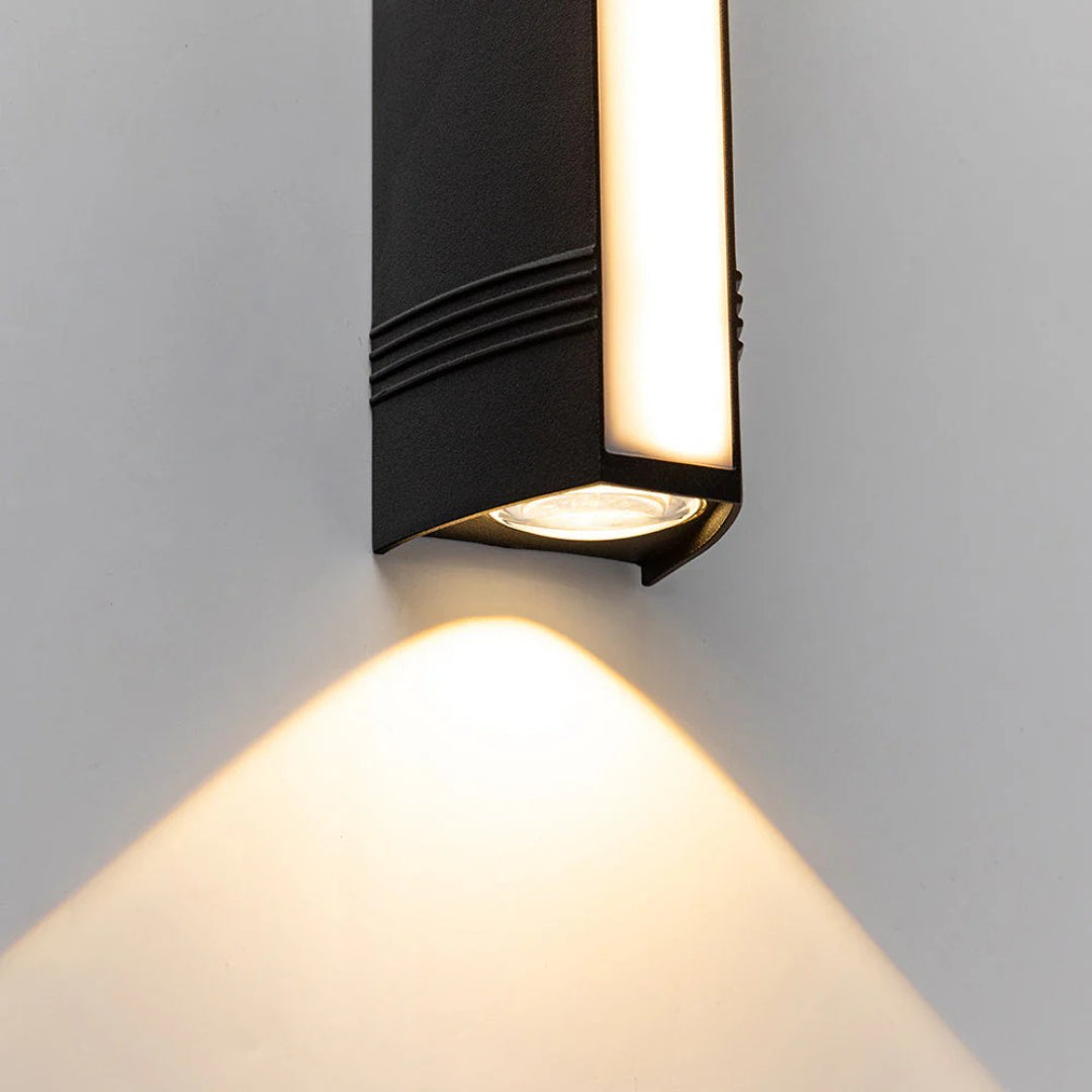 Minimalistische Buisvormige Buitenwandlamp