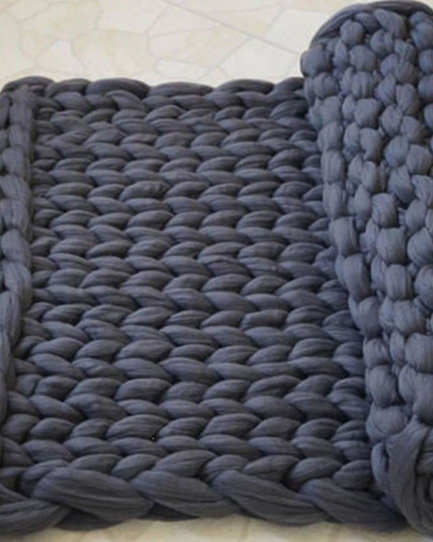 Chunky knit wollen deken