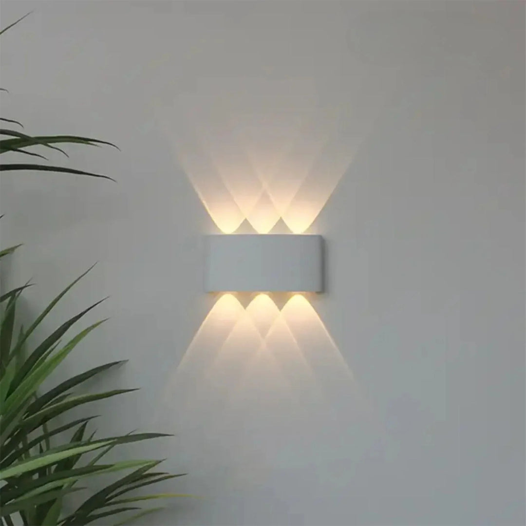 Minimalistische Metalen Wandlamp