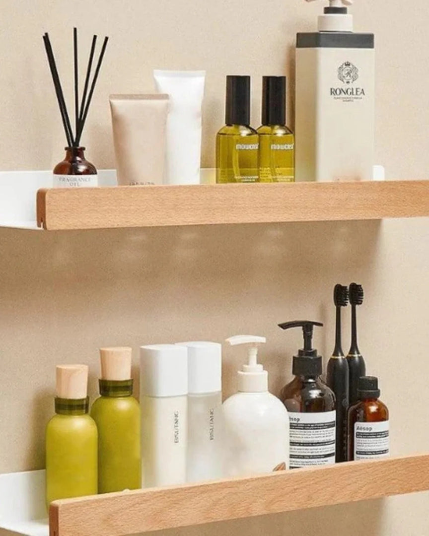 Minimalistische houten wandplank