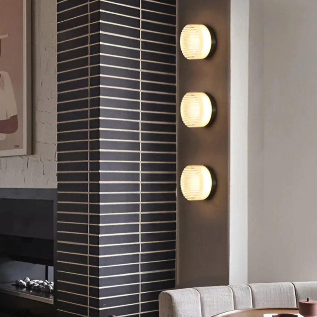 Moderne geribbelde glazen wandlamp