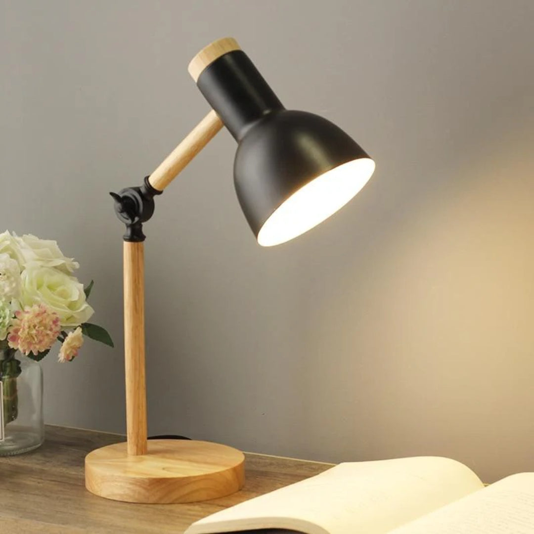 Verstelbare houten bureaulamp