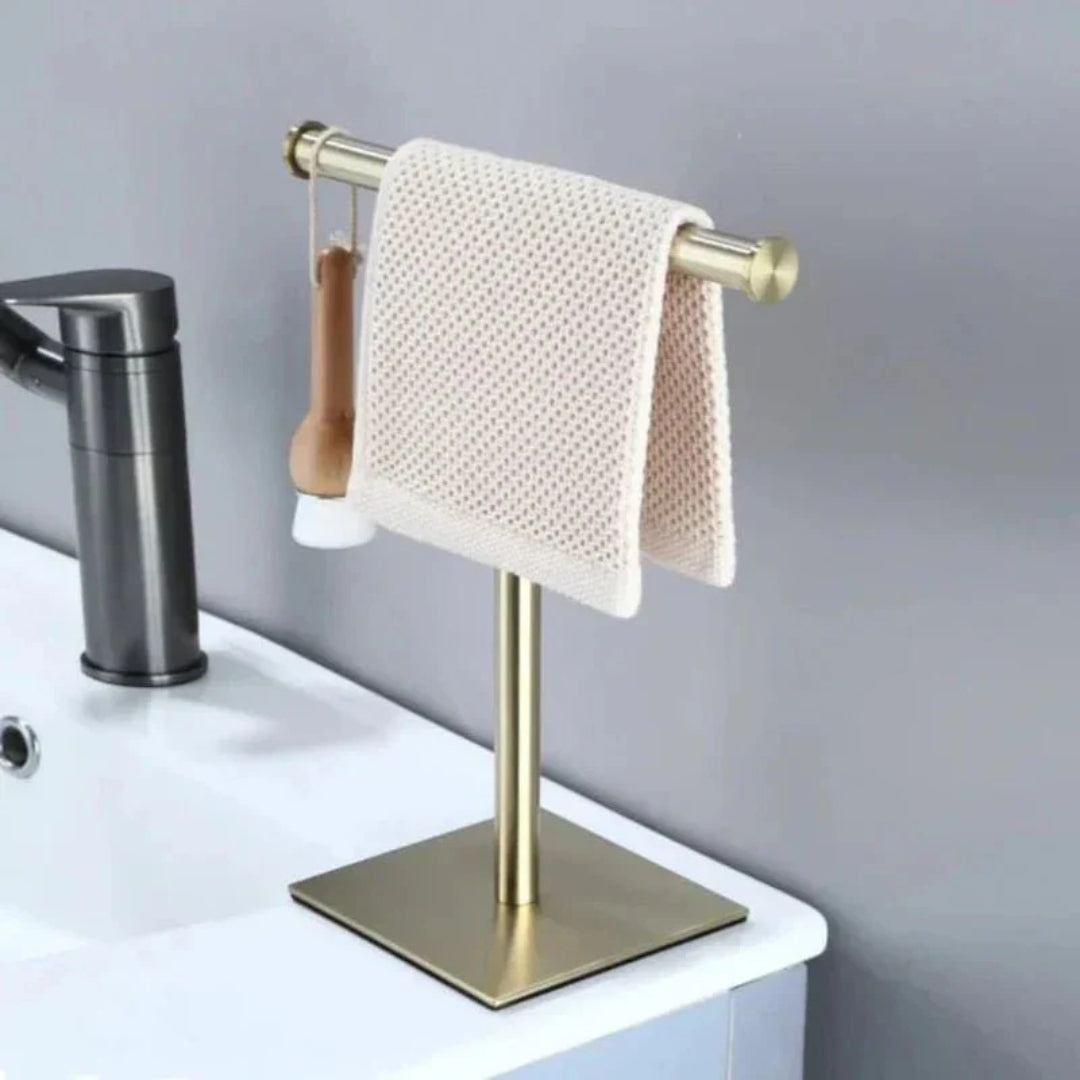 Minimalistisch vrijstaand handdoekrek