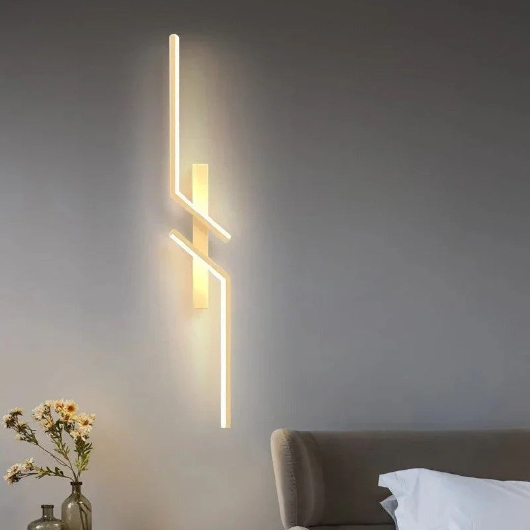 Eigentijdse Lineaire LED Wandlamp