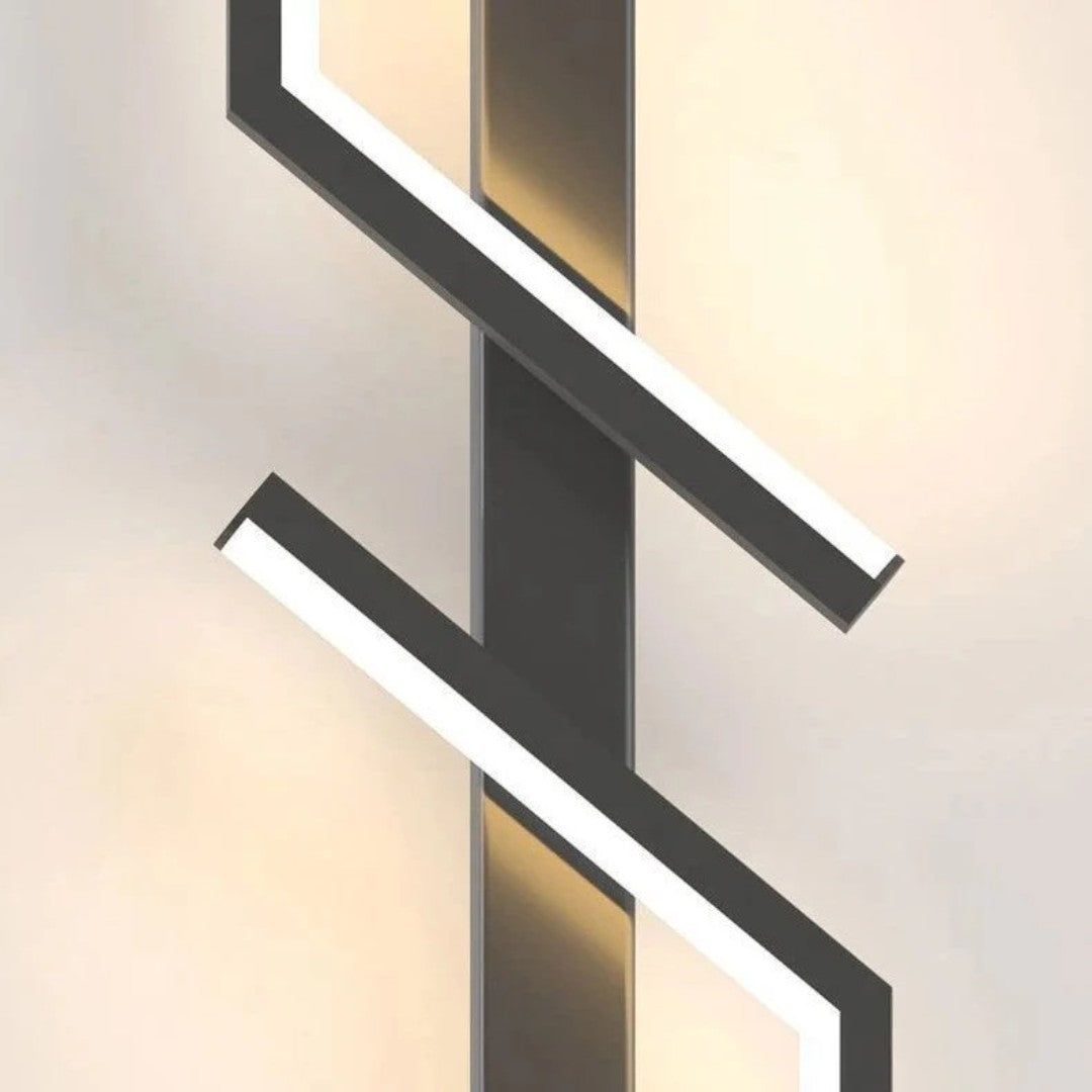 Eigentijdse Lineaire LED Wandlamp
