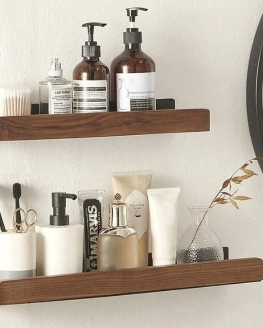 Minimalistische houten wandplank