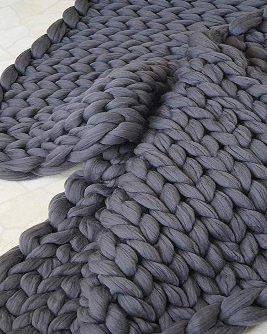 Chunky knit wollen deken