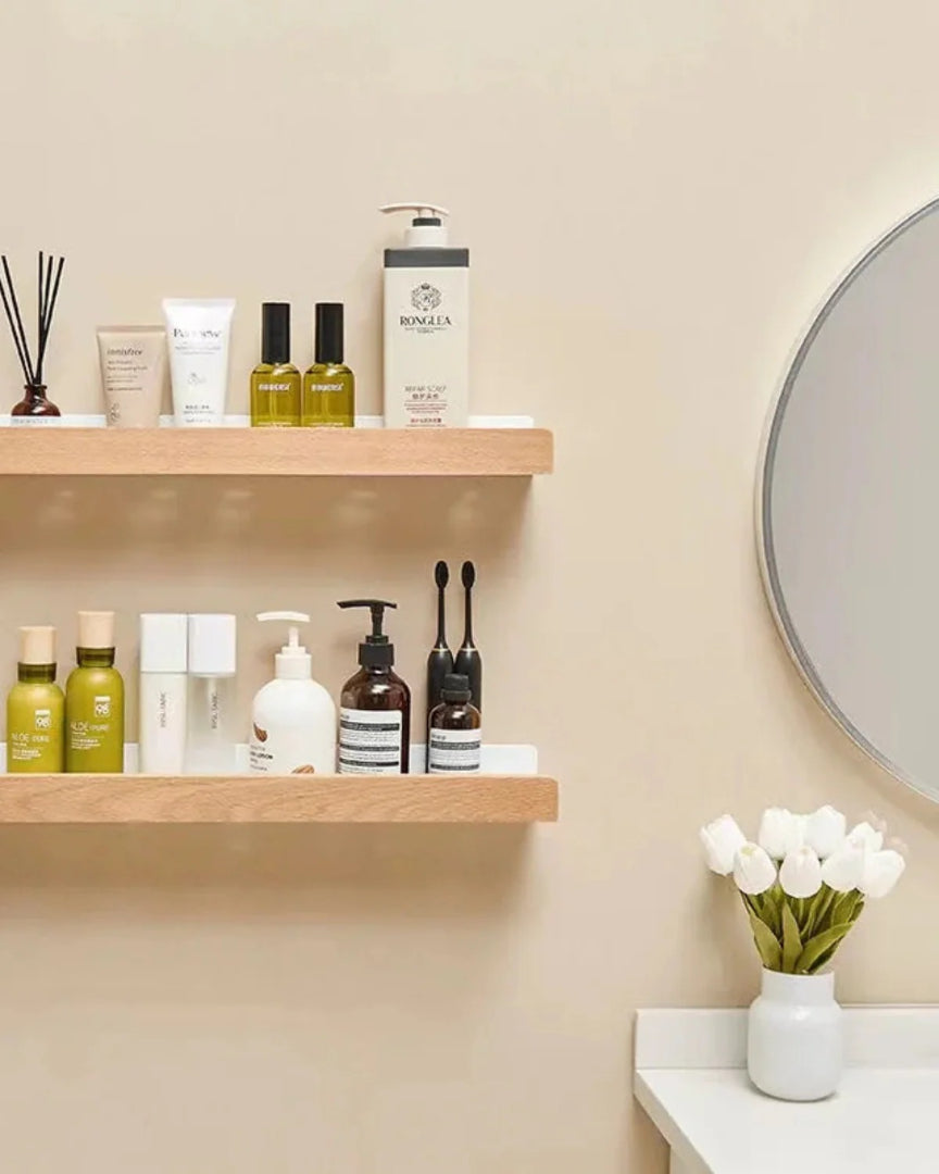 Minimalistische houten wandplank