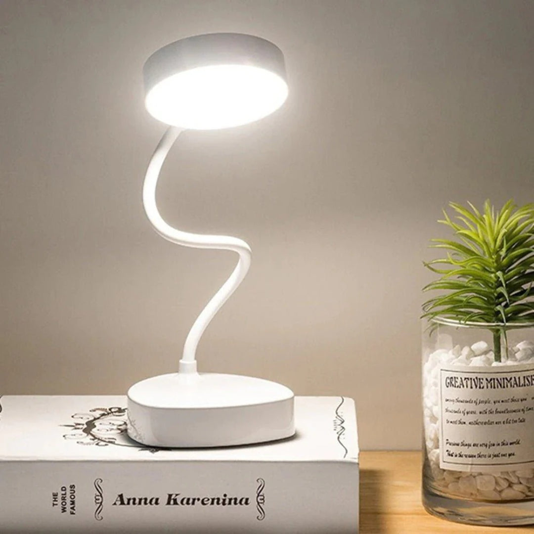 Minimalistische verstelbare LED tafellamp