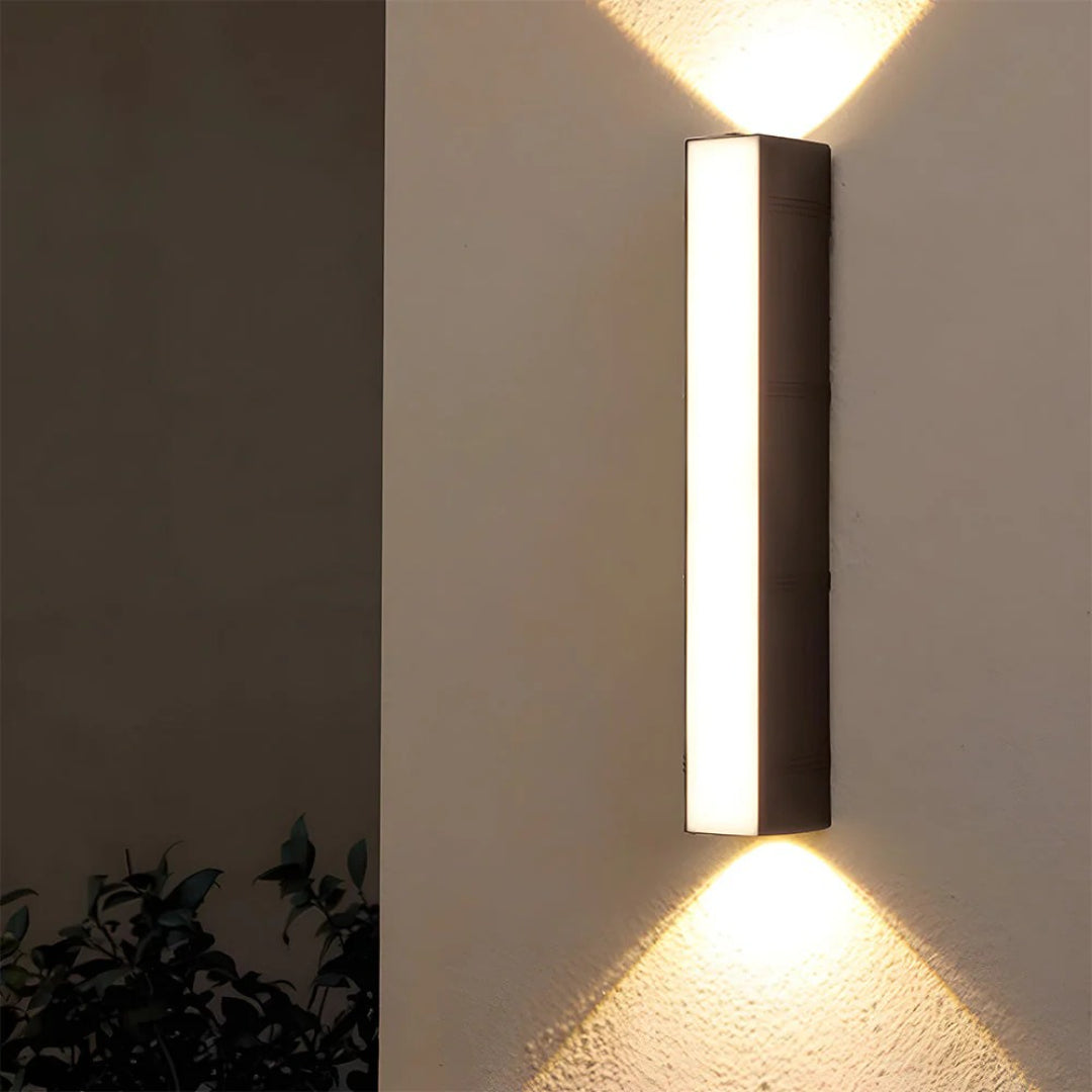 Minimalistische Buisvormige Buitenwandlamp