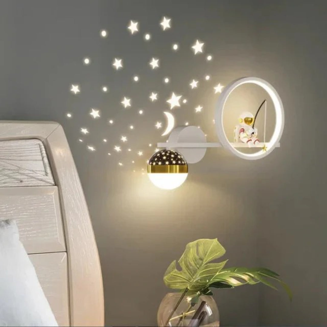Kinder astronaut maan wandlamp