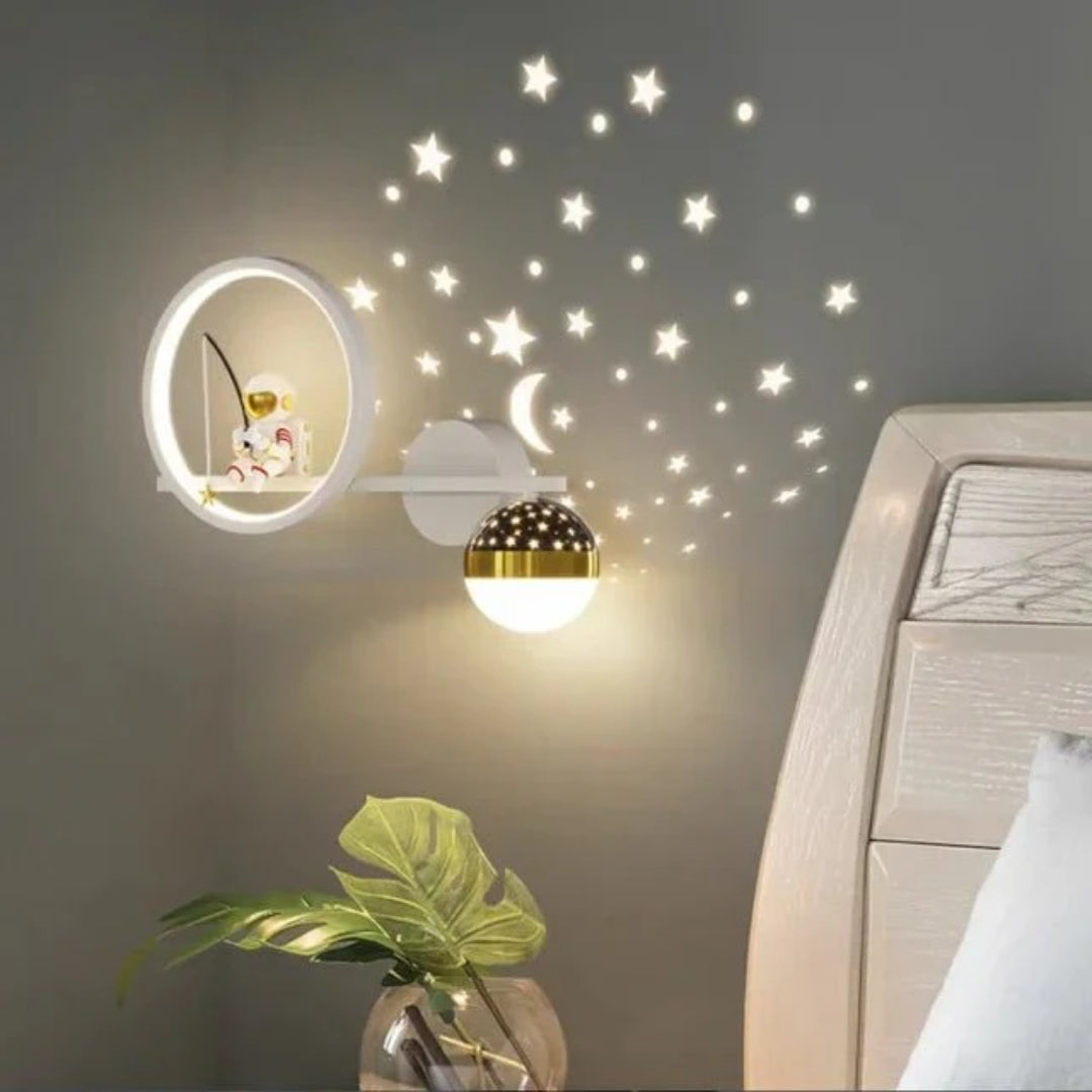 Kinder astronaut maan wandlamp